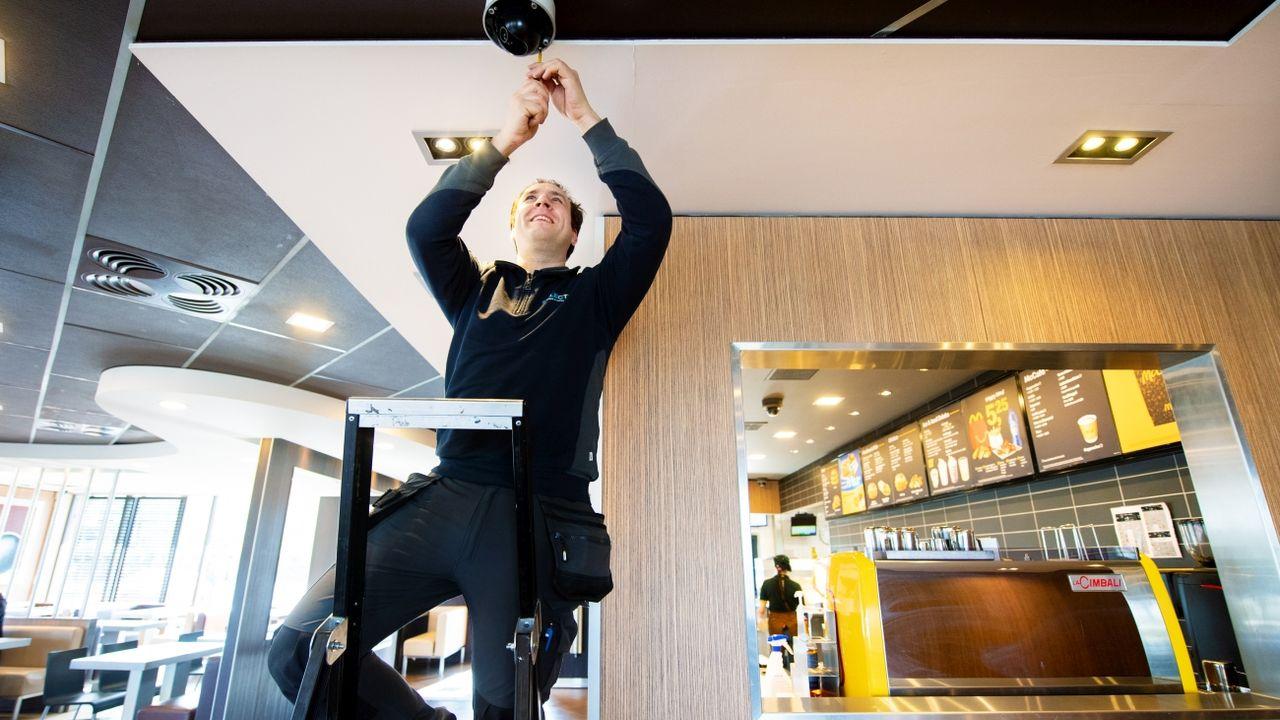 Ralectro Mc Donalds Camera